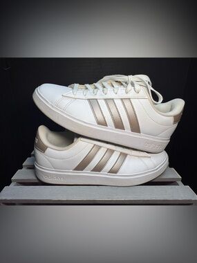 Adidas Cloudform Ortholite Float Shoes Women Size 8.5 White Rose Gold HWI 28Y001